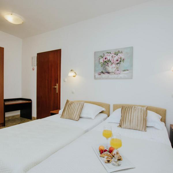 Villa Tina Economy02