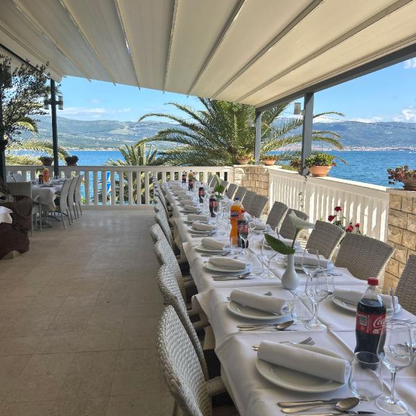 Vila Tina Restaurant 3