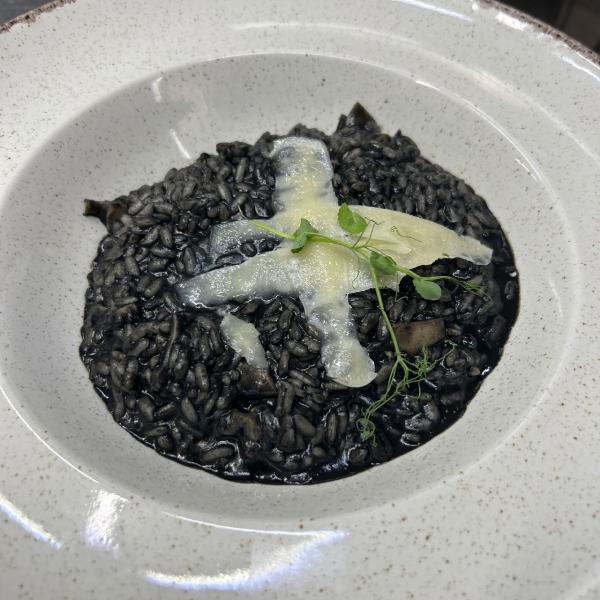 Vila Tina Restaurant 4